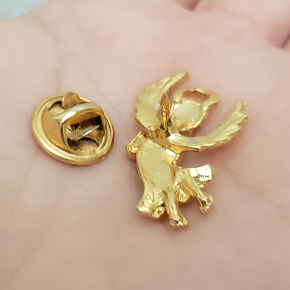 Cute Gold Praying Angel Tack Pin Brooch - Picture 2 of 6